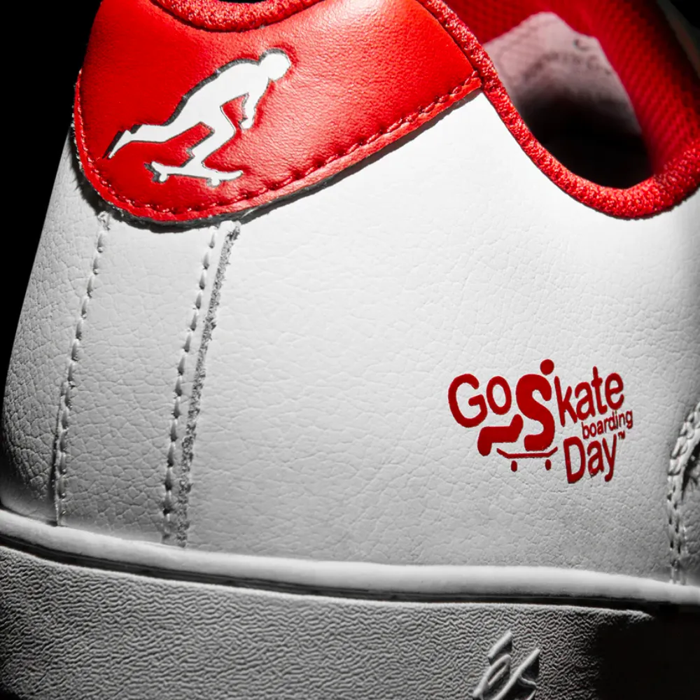 Accel Slim x Go Skateboarding Day White/Red