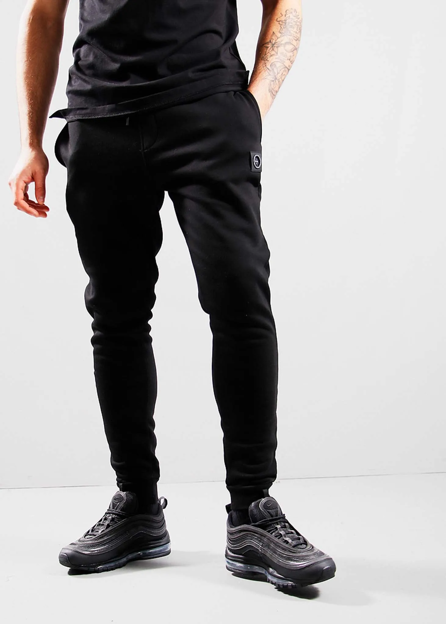 Siren slim jogger - black